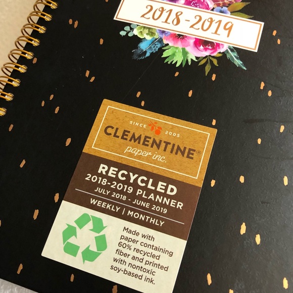 Black & Polka Dot 2018-2019 Planner - Picture 2 of 8